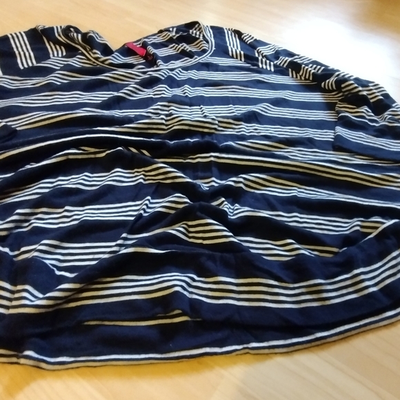 Pure Energy top size 4 - Picture 2 of 4